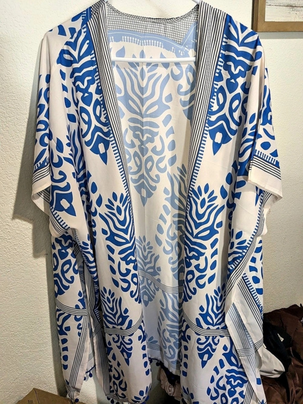 Blue & White Printed Kimono